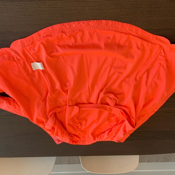 Running room light jacket/ removable vest. Bright coral pink - Picture 3 of 3